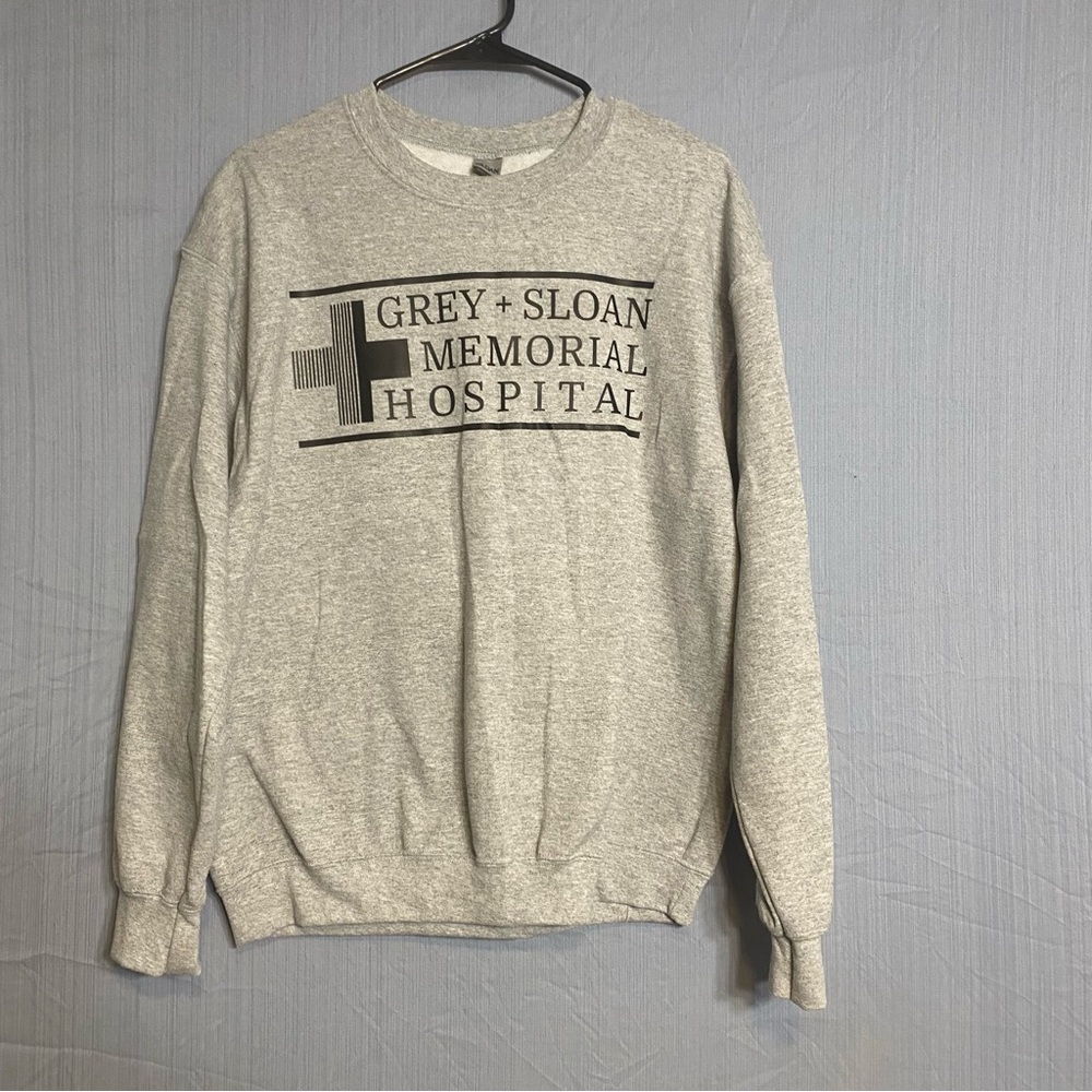 Gildan Light Gray Crewneck Sweater Grey’s Anatomy